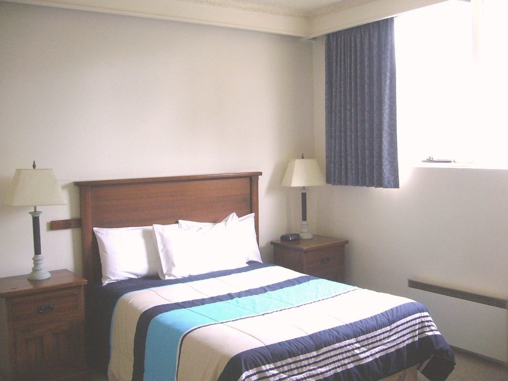 Hotel Cavalier Wantirna South Экстерьер фото