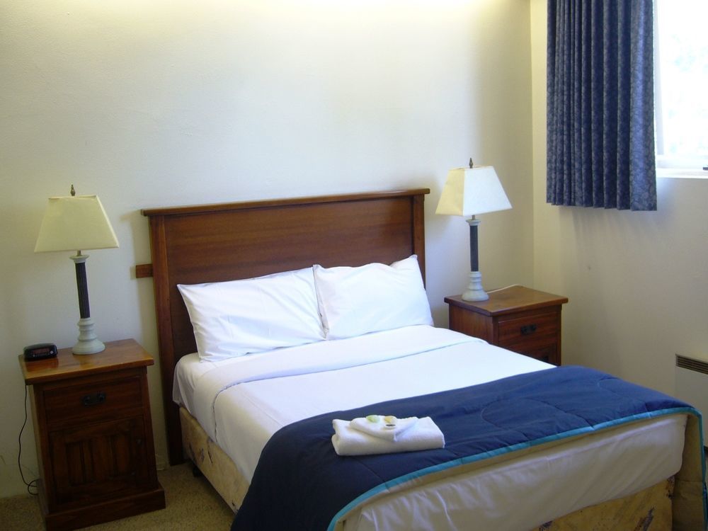 Hotel Cavalier Wantirna South Экстерьер фото