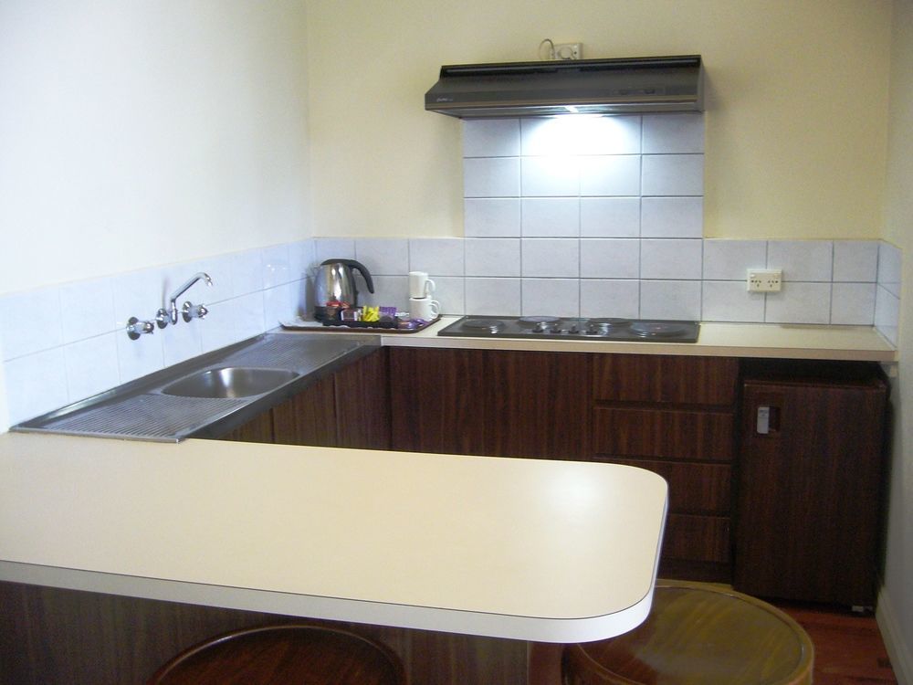 Hotel Cavalier Wantirna South Экстерьер фото