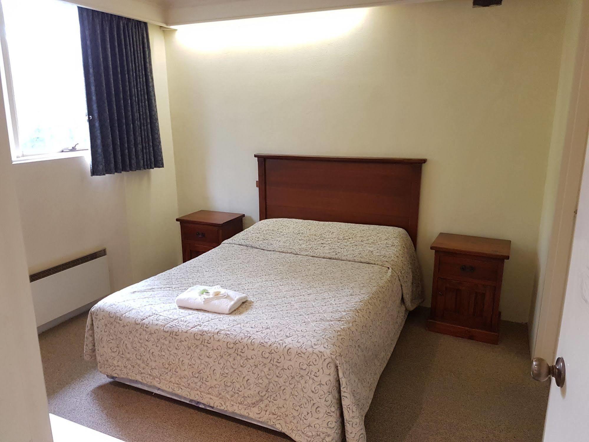 Hotel Cavalier Wantirna South Экстерьер фото